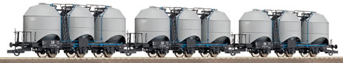 Silo car Set &quot;Genthin&quot;<br /><a href='images/pictures/Roco/45979.jpg' target='_blank'>Full size image</a>